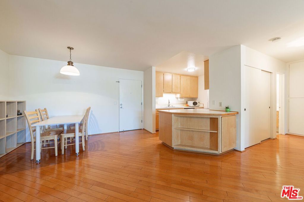 3601 W Hidden Lane 206