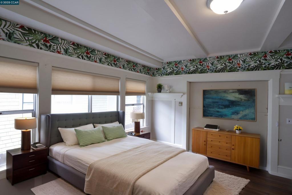 BERKELEY - Residential