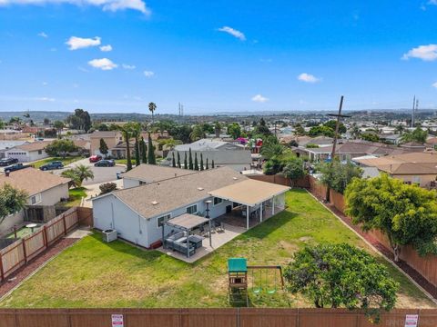 Photo of 426 Anita June Ct Ct, Chula Vista, CA 91911 (MLS # 260011157SD)
