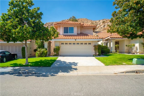 Photo of 29105 Marilyn Drive, Canyon Country, CA 91387 (MLS # PV26197057)