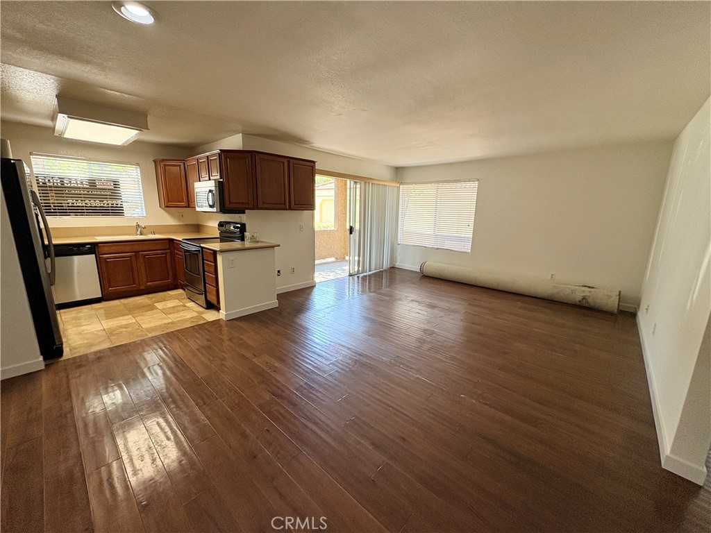 2500 San Gabriel Way 107