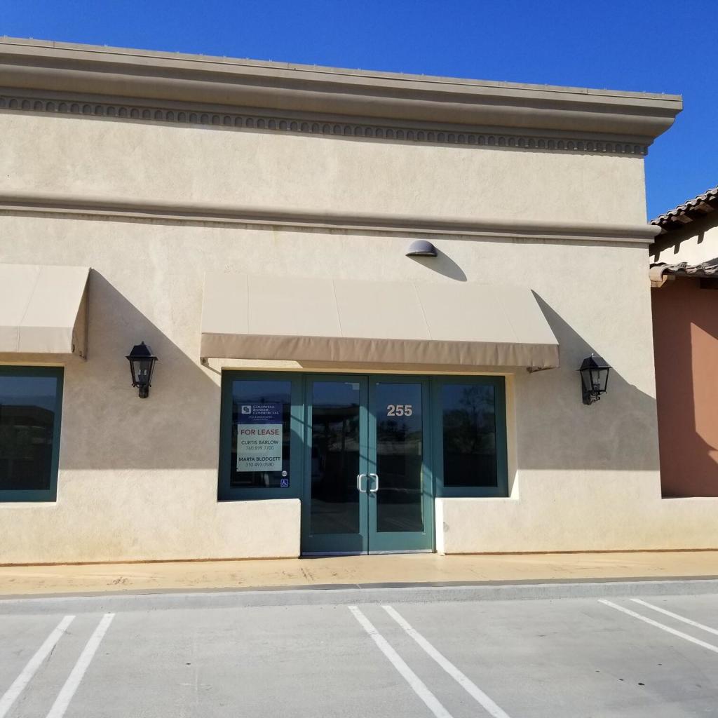 Built out office space. Reception area, admin area, six offices, two in-suite restrooms. Great for either medical or general use.Note: One-way driving Access to 2nd Level, and parking is adjacent to the 2nd Level Suites. Access is directly into the suites from the sidewalk on the 2nd level.