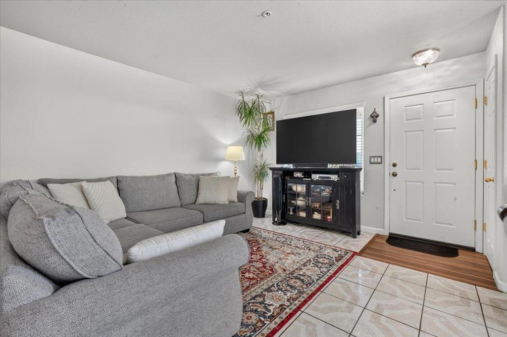 815 Rogge Road