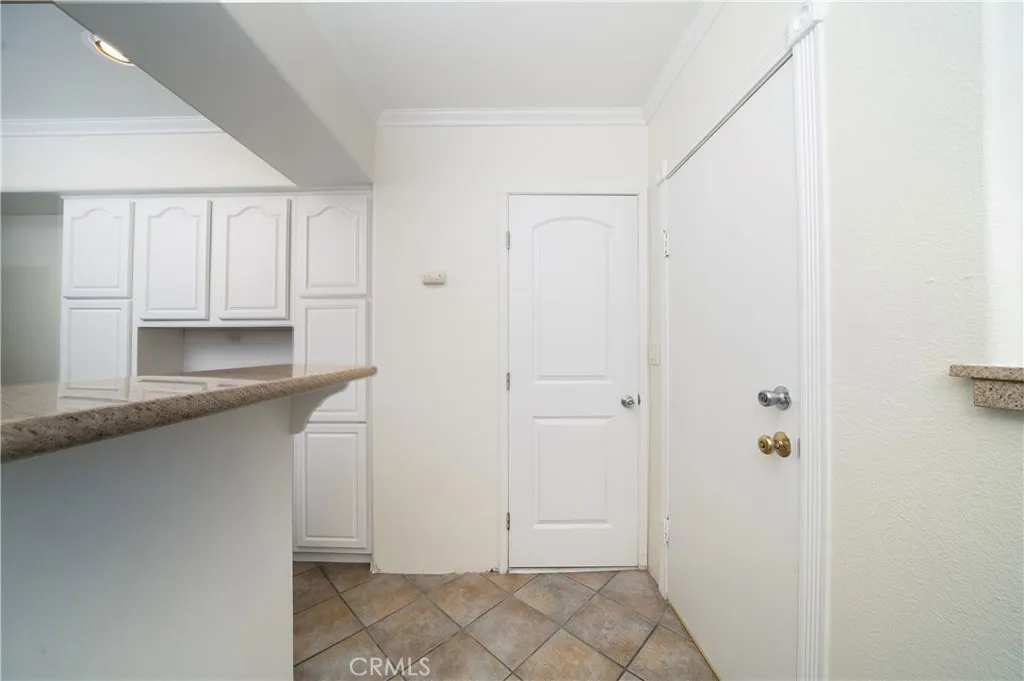 Long Beach, California 90802, United States, ,Residential,Active,137089