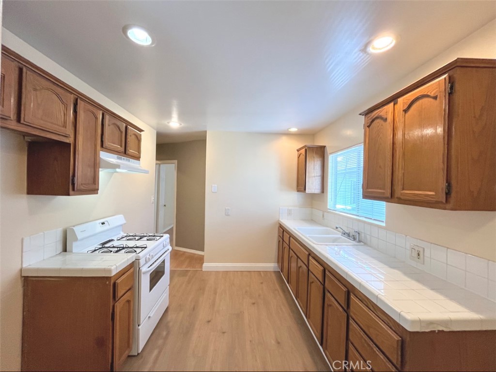 Alamitos Beach (AB) - Residential Income