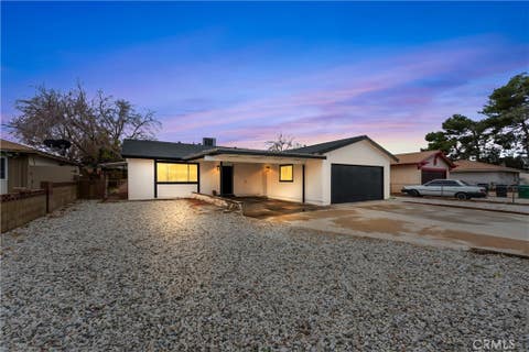 Photo of 414 E Avenue J13, Lancaster, CA 93535 (MLS # SR26167211)