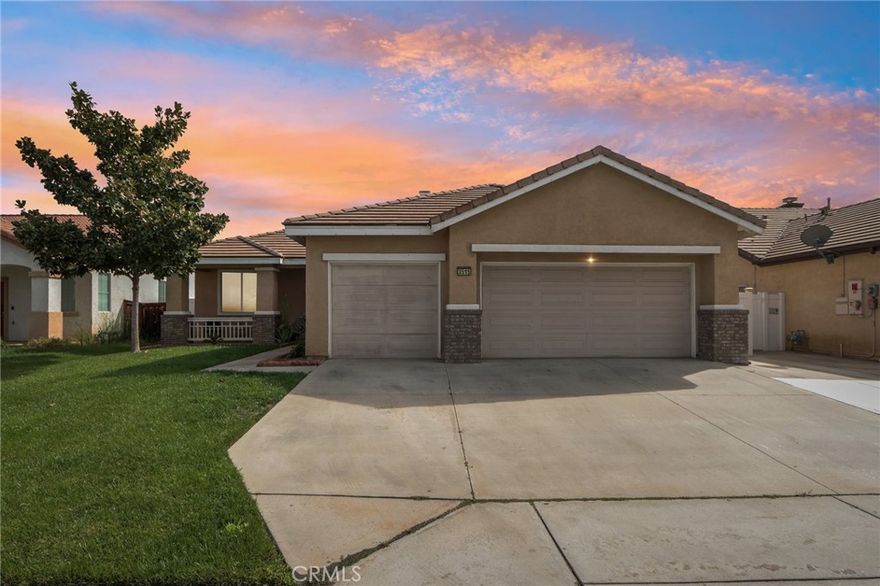 Welcome to this beautiful 4-bedroom, 2-bathroom home located in a desirable neighborhood! This spacious property features an open floor plan with both a living room and family room, offering plenty of space for relaxation and gatherings. The open-concept kitchen showcases modern white shaker cabinets and a bright, inviting atmosphere — perfect for cooking and entertaining. Enjoy well-sized bedrooms, a large backyard ideal for get-togethers, and a 3-car garage providing ample parking and storage. Conveniently located near freeways, schools, and shopping, and best of all — no HOA! Don’t miss the chance to make this wonderful home yours!