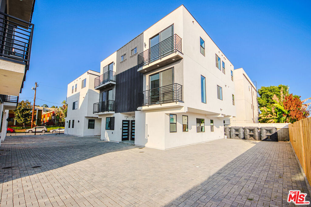 11730 Gilmore Street