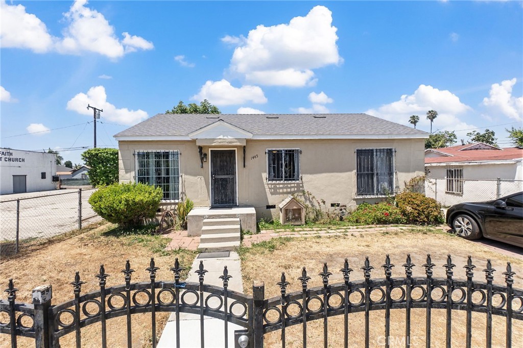1445 W 155th Street