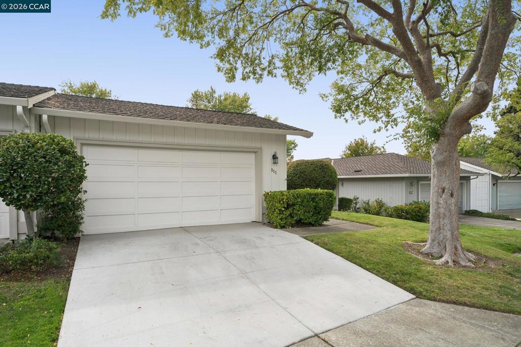 511 Rolling Hills Ln
