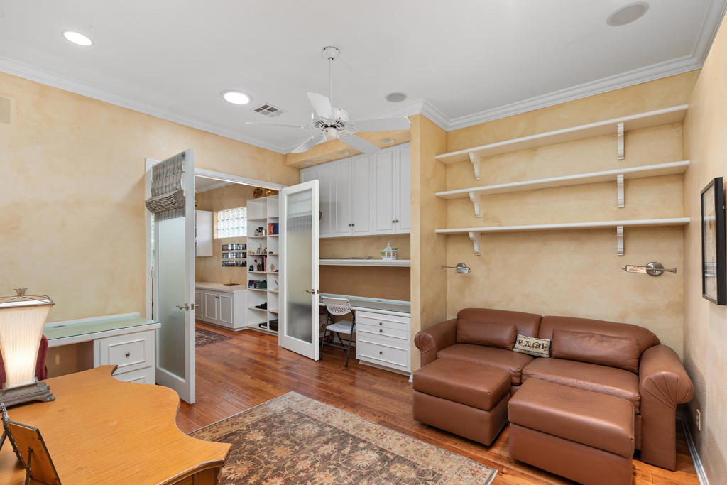 Mission Hills East - Residential