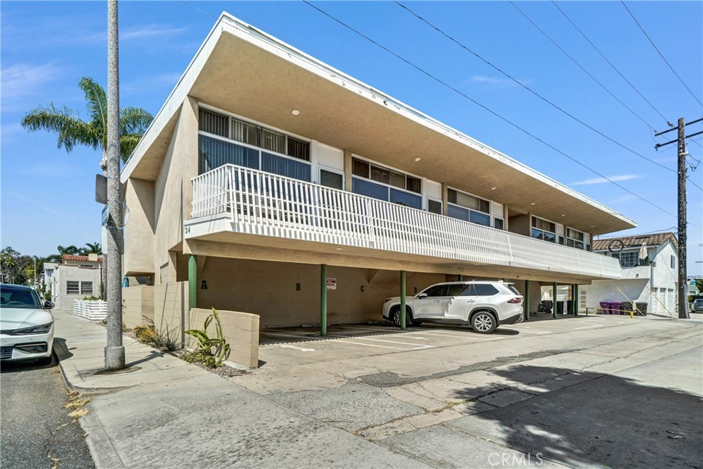 HIGHLY SOUGHT-AFTER BEACH LOCATION in Beautiful Belmont Shore.
24 Roswell Avenue presents an exceptional opportunity to own a charming 5-unit multifamily property just steps from the sand in the heart of Belmont Shore. Featuring a desirable mix of (3) one-bedroom, one-bath units and (2) studio units, this property offers a perfect blend of beachside tranquility and urban convenience.
Unbeatable Location: Walk to the beach, Veterans Pier, top-rated restaurants, shopping, and entertainment.
Rare Parking Amenities: Includes seven covered carport spaces plus one private garage RARE! — a major bonus in this high-demand coastal community.
Natural Light & Ocean Breeze: Each unit is filled with light and offers refreshing ocean air; tenants enjoy a common balcony for relaxation.
On-Site Laundry: Communal laundry room with owner share in machine proceeds.
Consistently High Tenant Demand: Units lease quickly due to location, amenities, and walkability.
Whether you're an investor seeking reliable cash flow in a strong rental market or looking to secure a legacy asset in one of Long Beach’s most coveted neighborhoods, 24 Roswell Avenue is a must-see.
Don’t miss your chance to own a piece of coastal paradise!