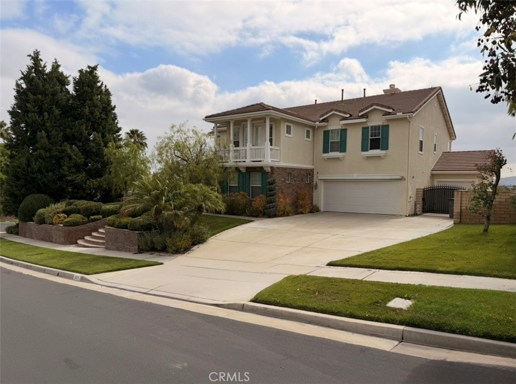 3025 Forest View