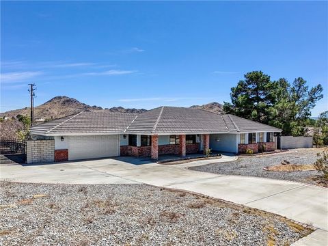 16635 Wintun Apple Valley CA 92307