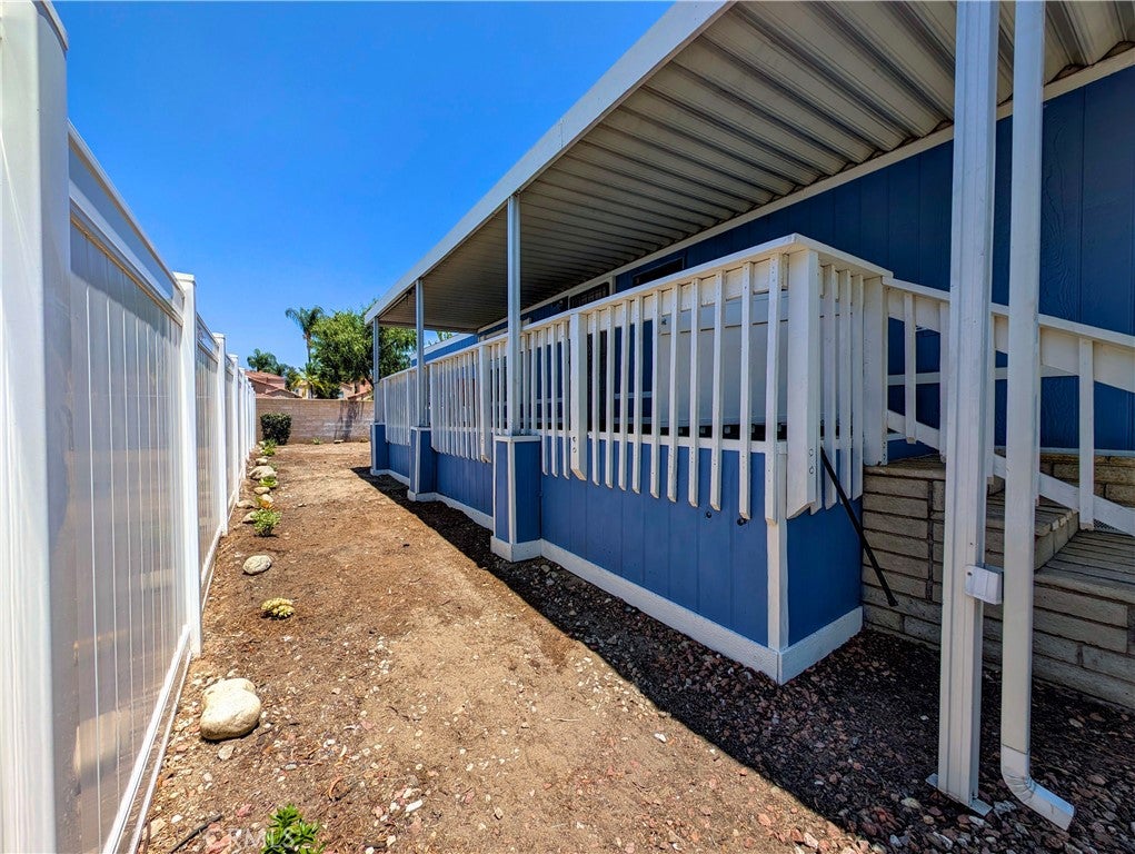 1721 E Colton 32