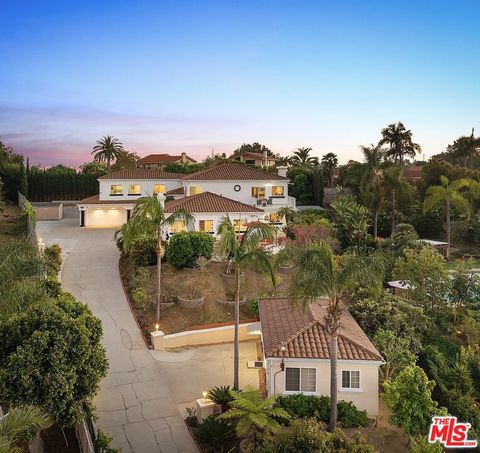Photo of 1751 Monte Vista Drive, Vista, CA 92084 (MLS # 26848859)