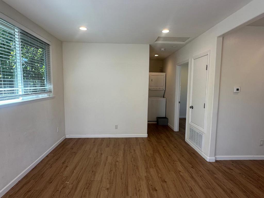 Your San Mateo bungalow awaits! Utilities INCLUDED (water, garbage, electricity). Super private, recently remodeled, bright and airy, detached residence with private entrance, private laundry, and parking space. Super quiet, clean, and safe location within walking distance to downtown San Mateo's trendy restaurants, shopping, and movie theater. Close to Caltrain station, bus stops, and 101 and 92 freeways. All appliances included. Newer washer/dryer, refrigerator, dishwasher, microwave, and stove/oven. Cable ready.