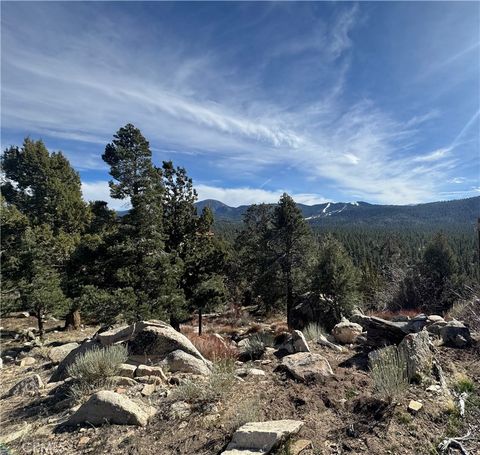 — beds bed, — baths bath property at 42535 Pegasus Way, Big Bear Lake, CA 92315