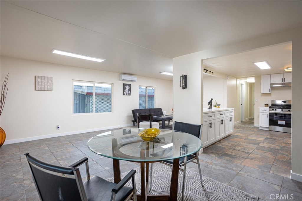 301 Foothill