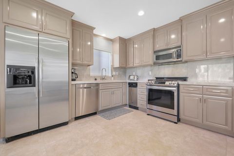 Photo of 41479 Resorter Boulevard, Palm Desert, CA 92211 (MLS # 219135151DA) Photo of 41479 Resorter Boulevard, Palm Desert, CA 92211 (MLS # 219135151DA)