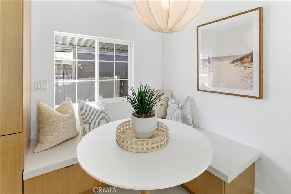 260 Mayflower, Newport Beach CA 92660 - Photo 11