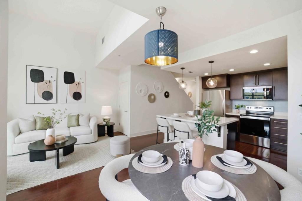 1 E Julian Street 316