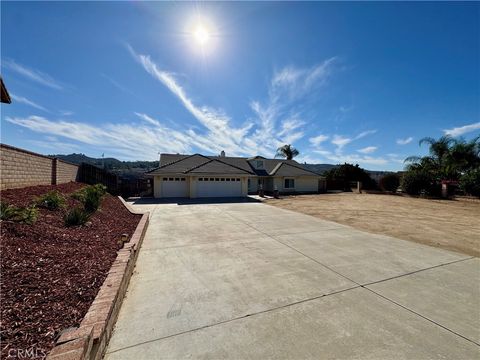 Photo of 15605 Terraceview Court, Riverside, CA 92504 (MLS # IG25249377)