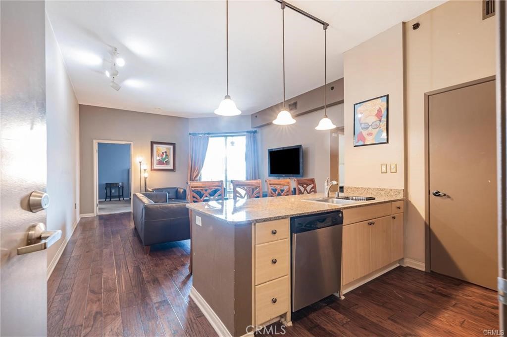Downtown (DT) - Residential Lease