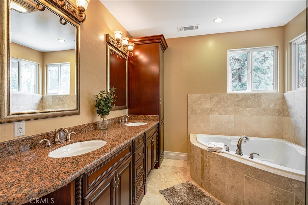 Arrowhead Woods (AWHW) - Residential
