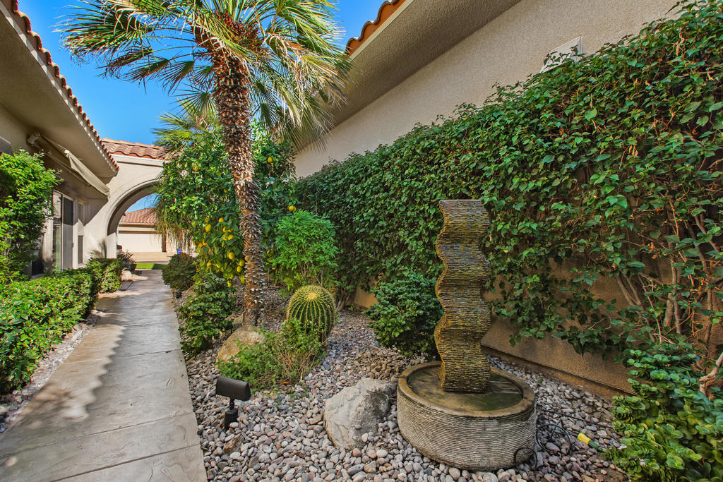 Rancho Mirage C.C. - Residential