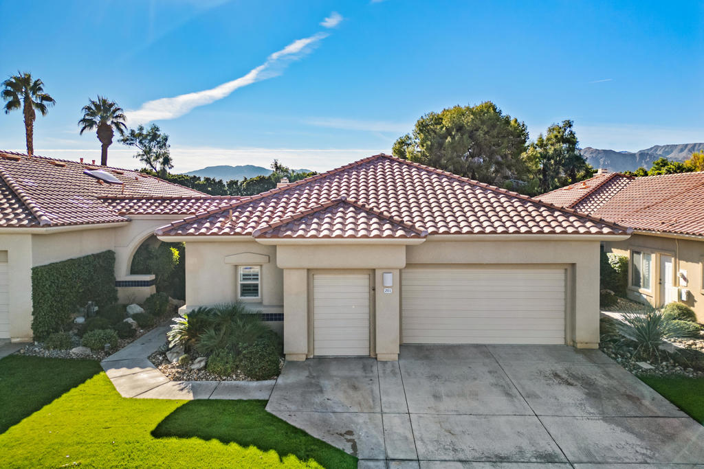 Rancho Mirage C.C. - Residential