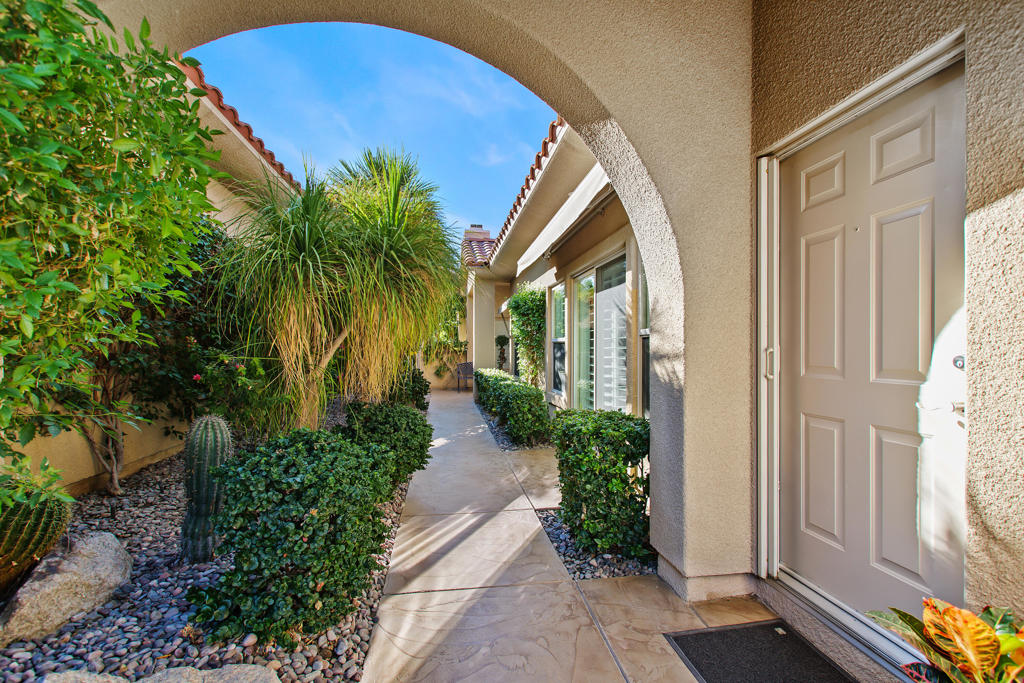 Rancho Mirage C.C. - Residential