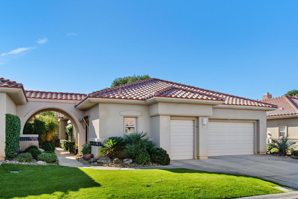 Rancho Mirage C.C. - Residential