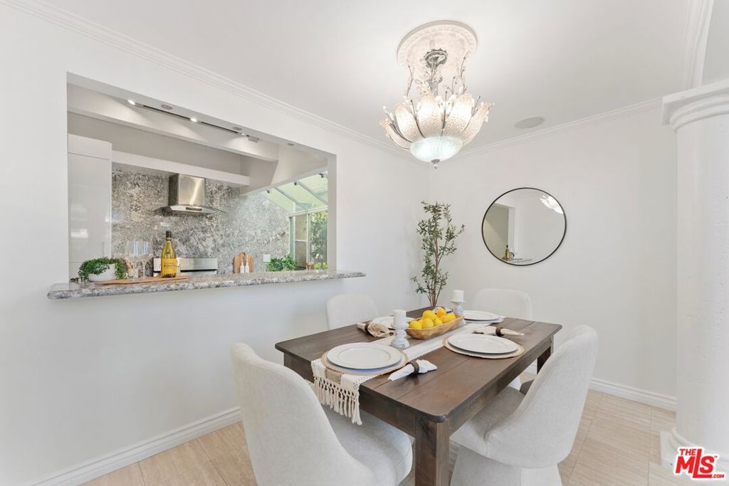 24 1/2 Northstar Street