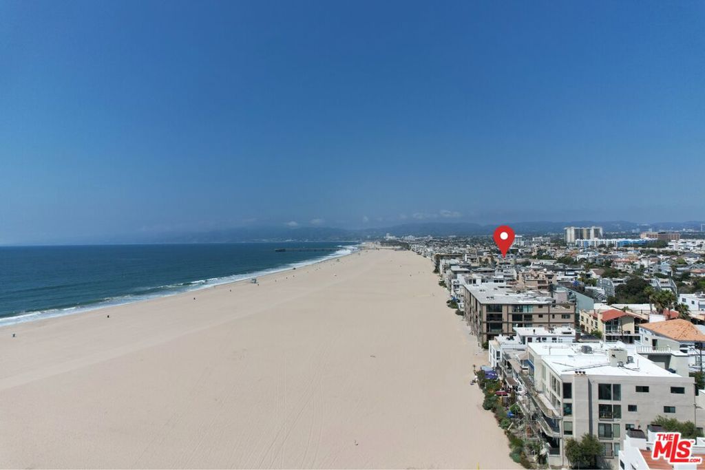 24 1/2 Northstar Street