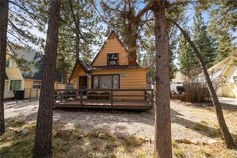 Photo of 324 Angeles Boulevard, Big Bear City, CA 92314 (MLS # IG26049258)