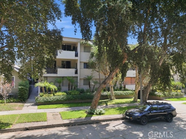 1810 Ramona 33