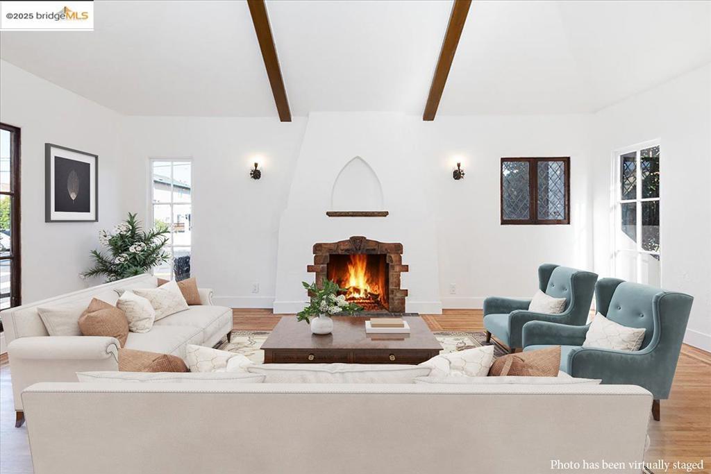 ARROYO PARK - Residential