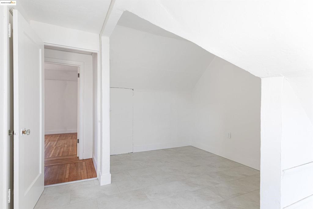 ARROYO PARK - Residential