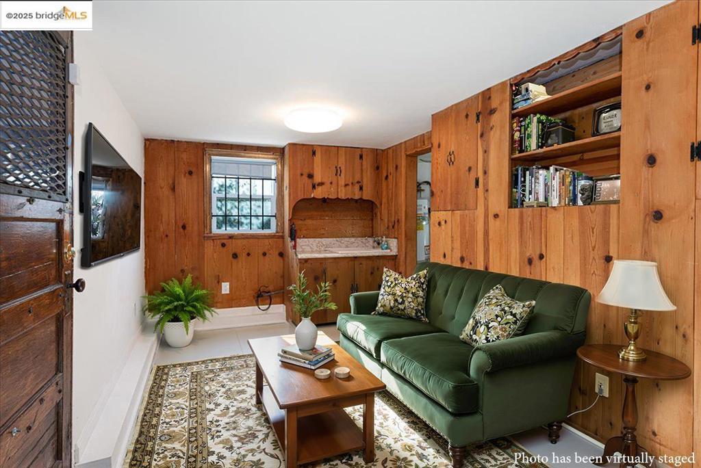 ARROYO PARK - Residential