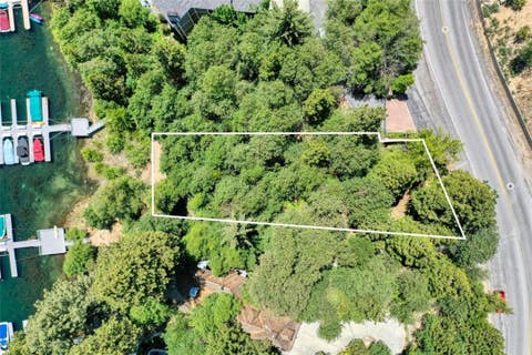 Photo of 27457 North Bay Rd, Lake Arrowhead, CA 92352 (MLS # IG26170182)