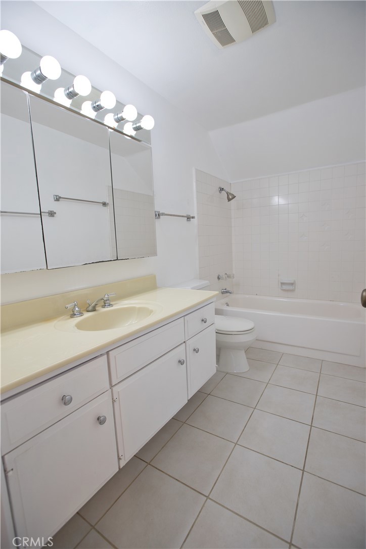 Huntington Crest (Newer) (HCRN) - Residential