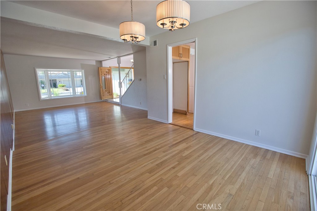 Huntington Crest (Newer) (HCRN) - Residential