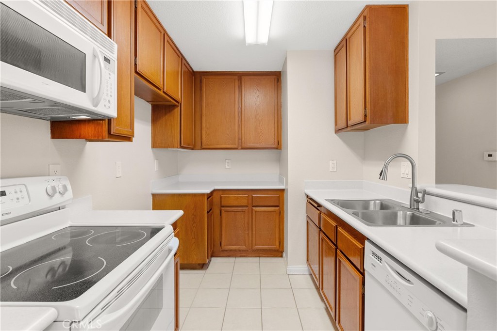 Capewoods (CAPW) - Residential Lease