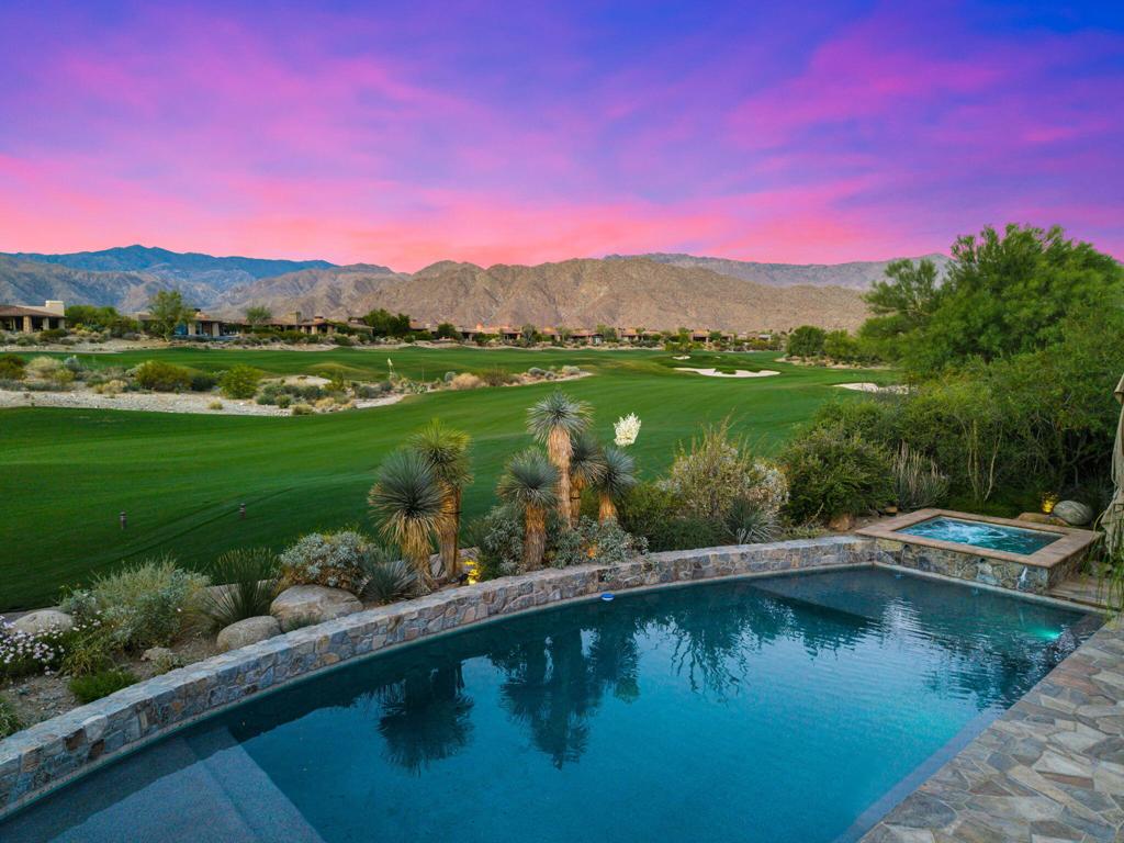 74381 Desert Bajada Trail