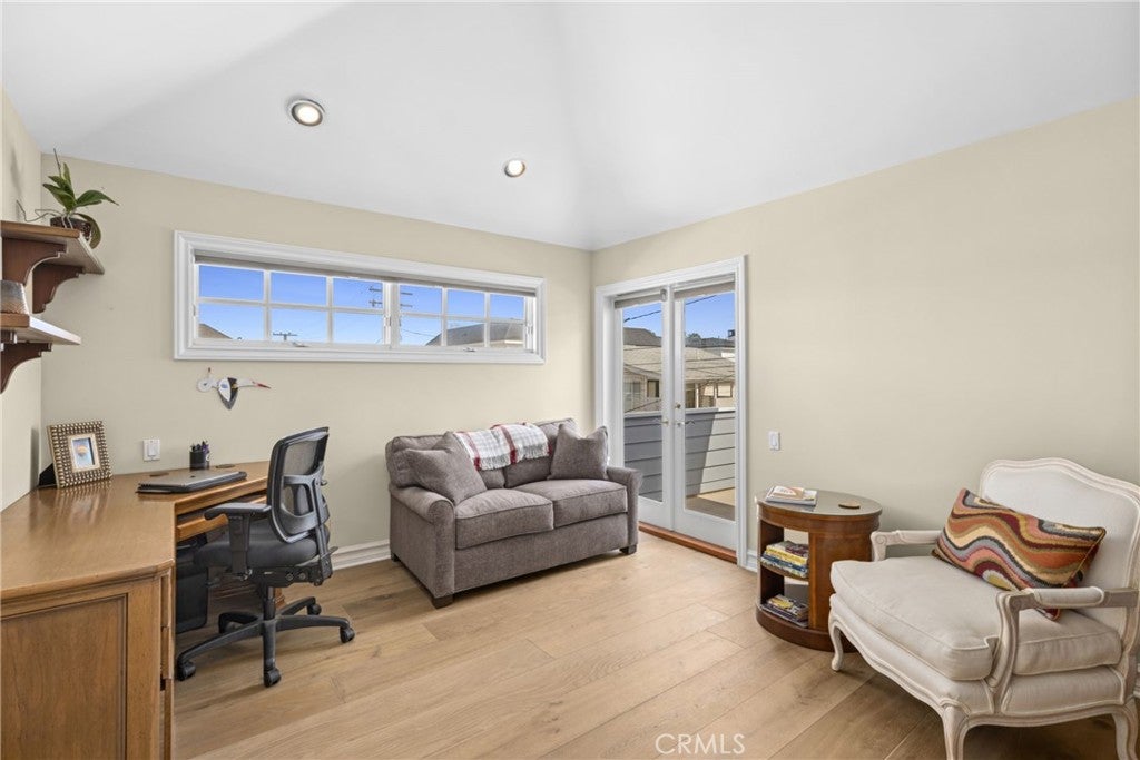 304 Marigold, Corona Del Mar CA 92625 - Photo 26