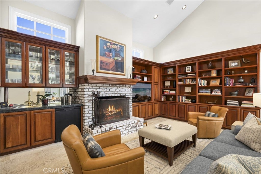 304 Marigold, Corona Del Mar CA 92625 - Photo 10