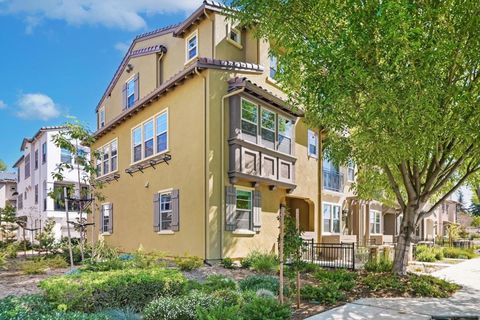 Photo of 1208 San Ramon Avenue, Mountain View, CA 94043 (MLS # ML82038038)