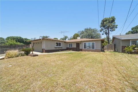 Photo of 14732 Whittram AVE, Fontana, CA 92335 (MLS # IV26099859)