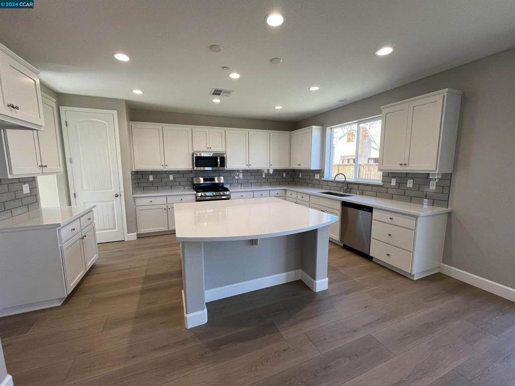 Not Listed - Residential